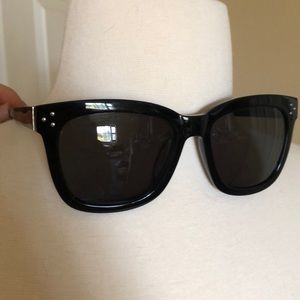 Louis Quartorze Black Sqaure Framed Sunglasses